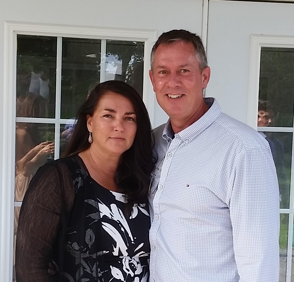 Noel & Marnie Hutchinson