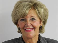 Head shot of conference speaker Becky Pippert